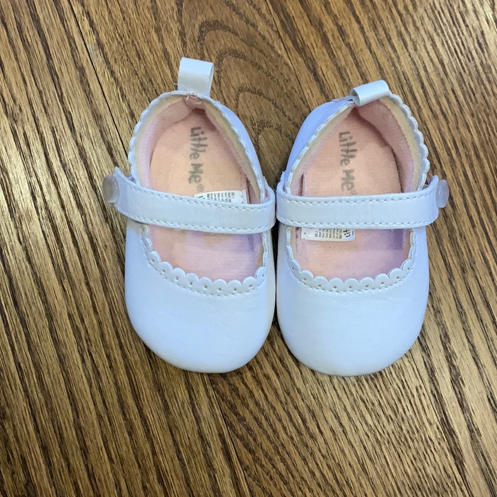 EUC Little Me White Dress Shoes for Baby Girl; Size 2